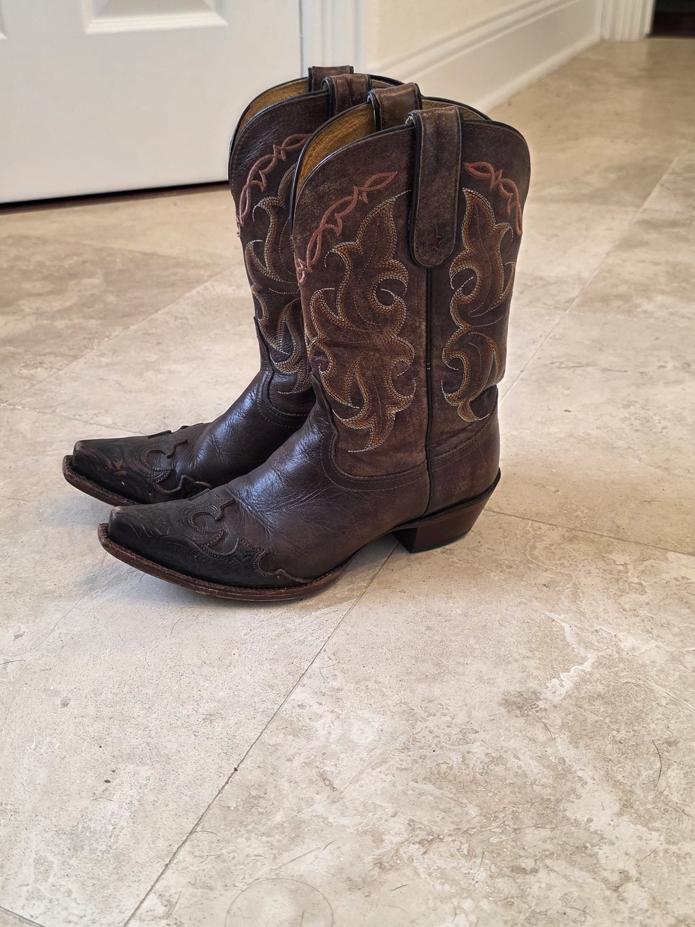 Tony Lama Brown and Tan Leather Boot - WOMEN 8